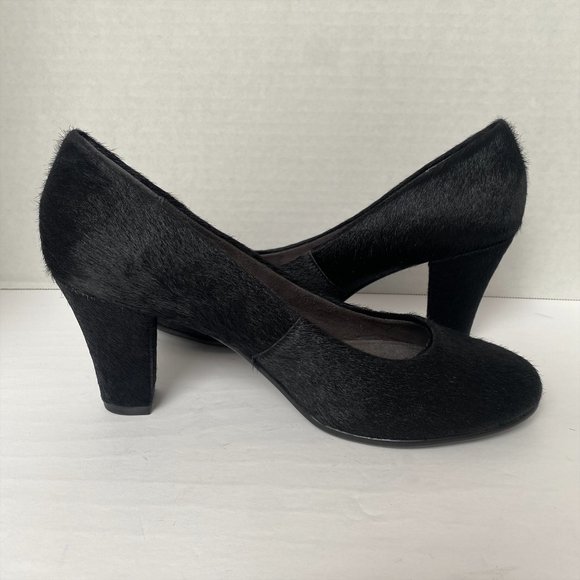 COPY - AEROSOLES DOLLE UP PUMP BLACK COWHAIR IN SIZE 9.5W - Picture 7 of 8